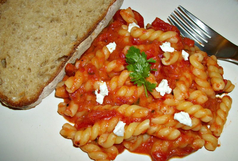 Serving Up Hot & Spicy Vodka Sauce and Pasta