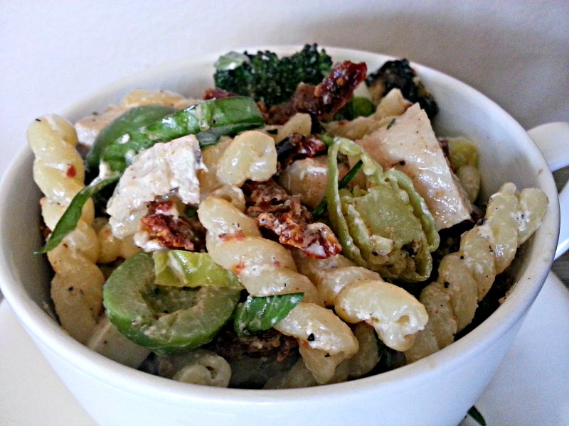 yummy grilled pasta salad