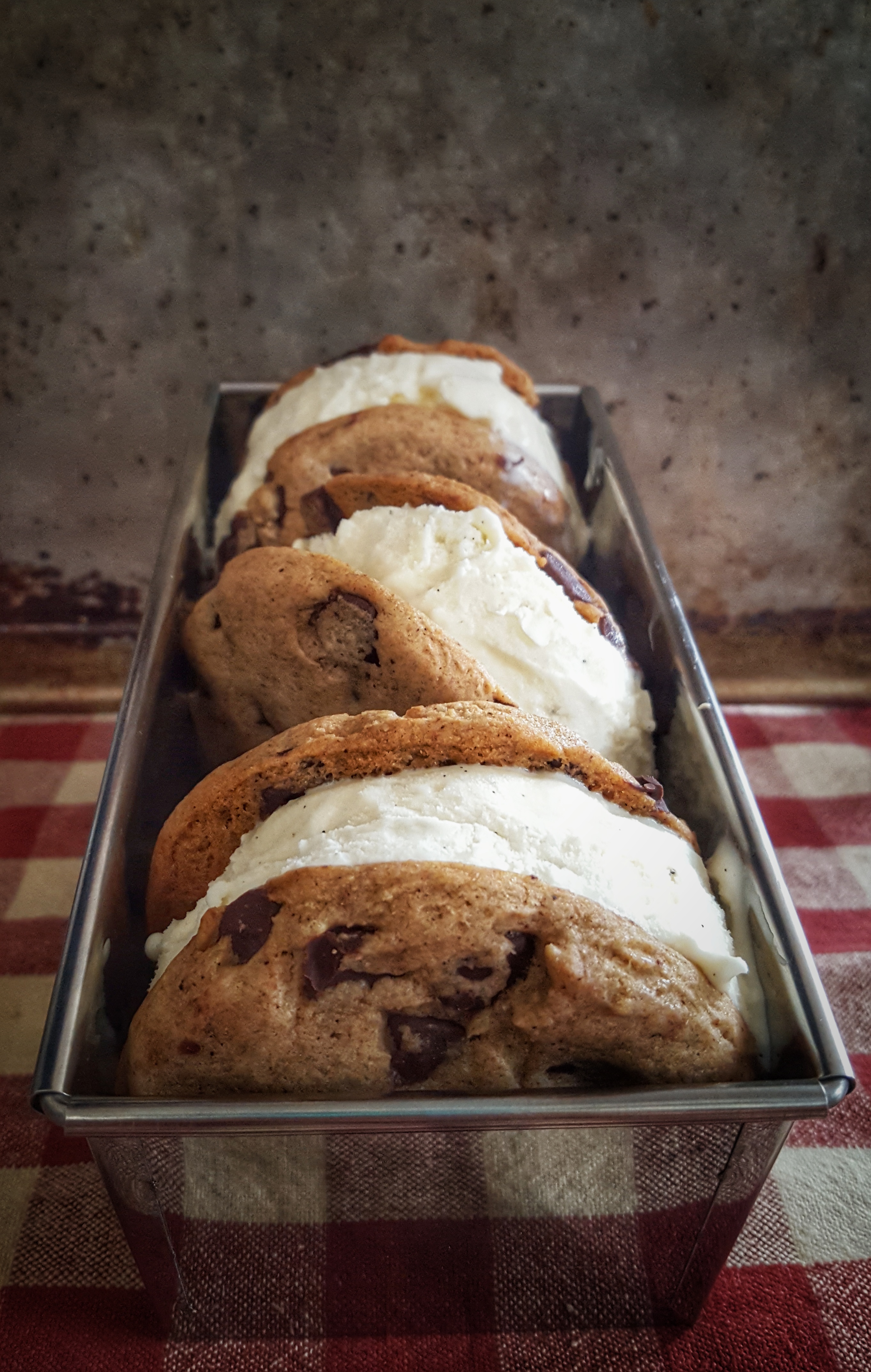 Hubby's Recipe for Homemade Ice Cream Sandwiches