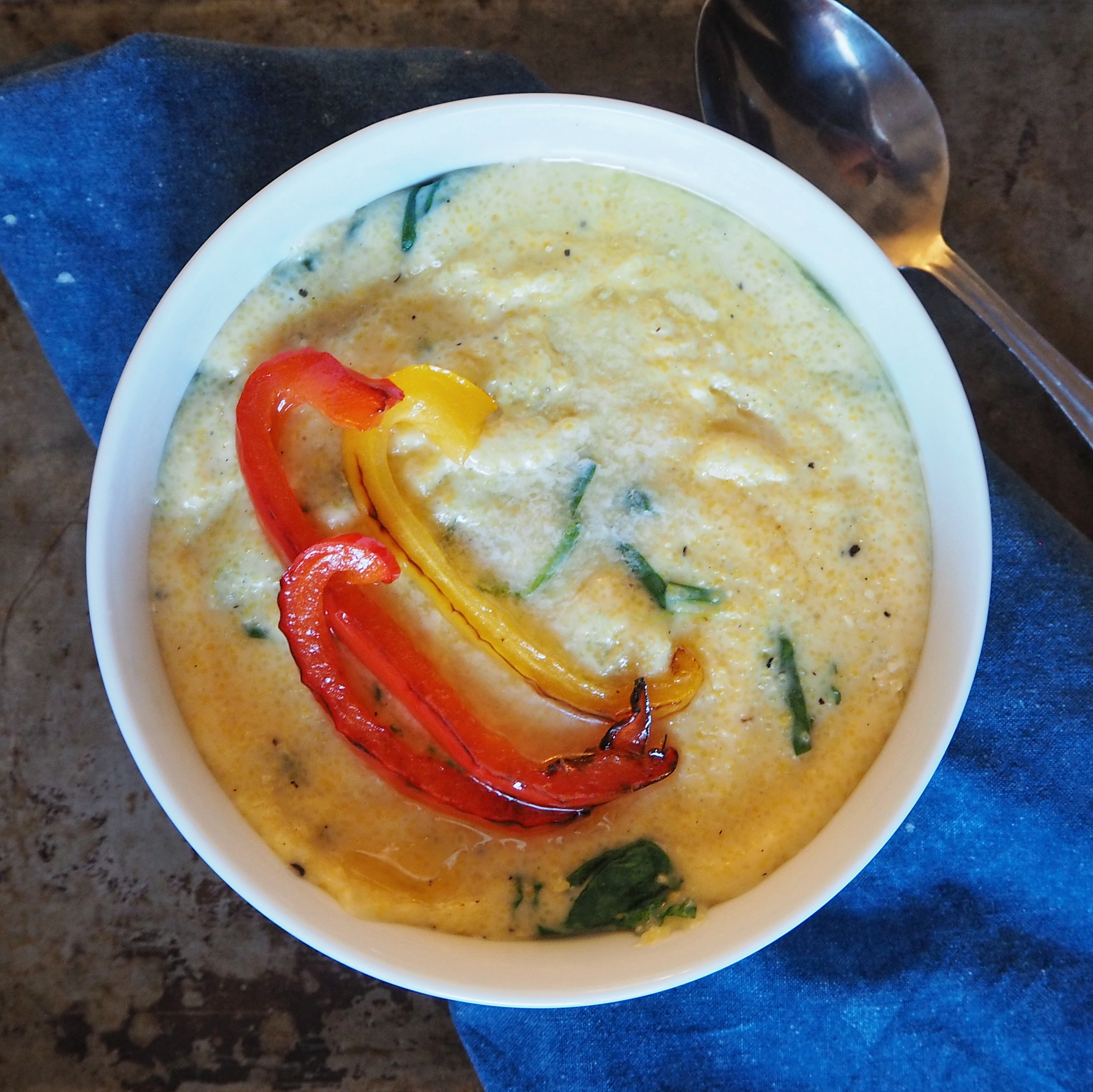 Simply Sophisticated Cooking | Creamy Grits with Aged Cheddar Cheese and Spinach